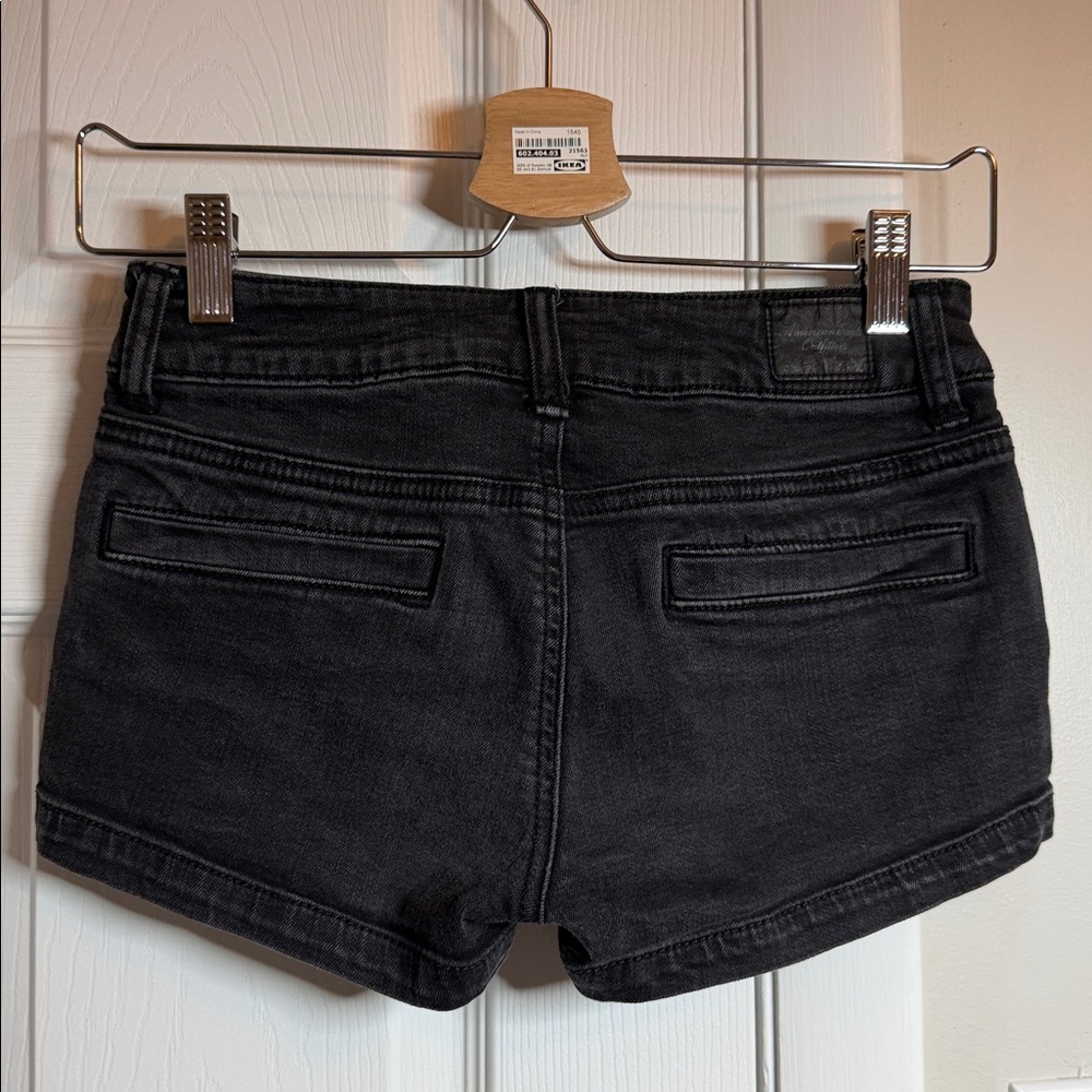 American Eagle Black Jean Shorts with Zipper Details - Picture 4 of 6
